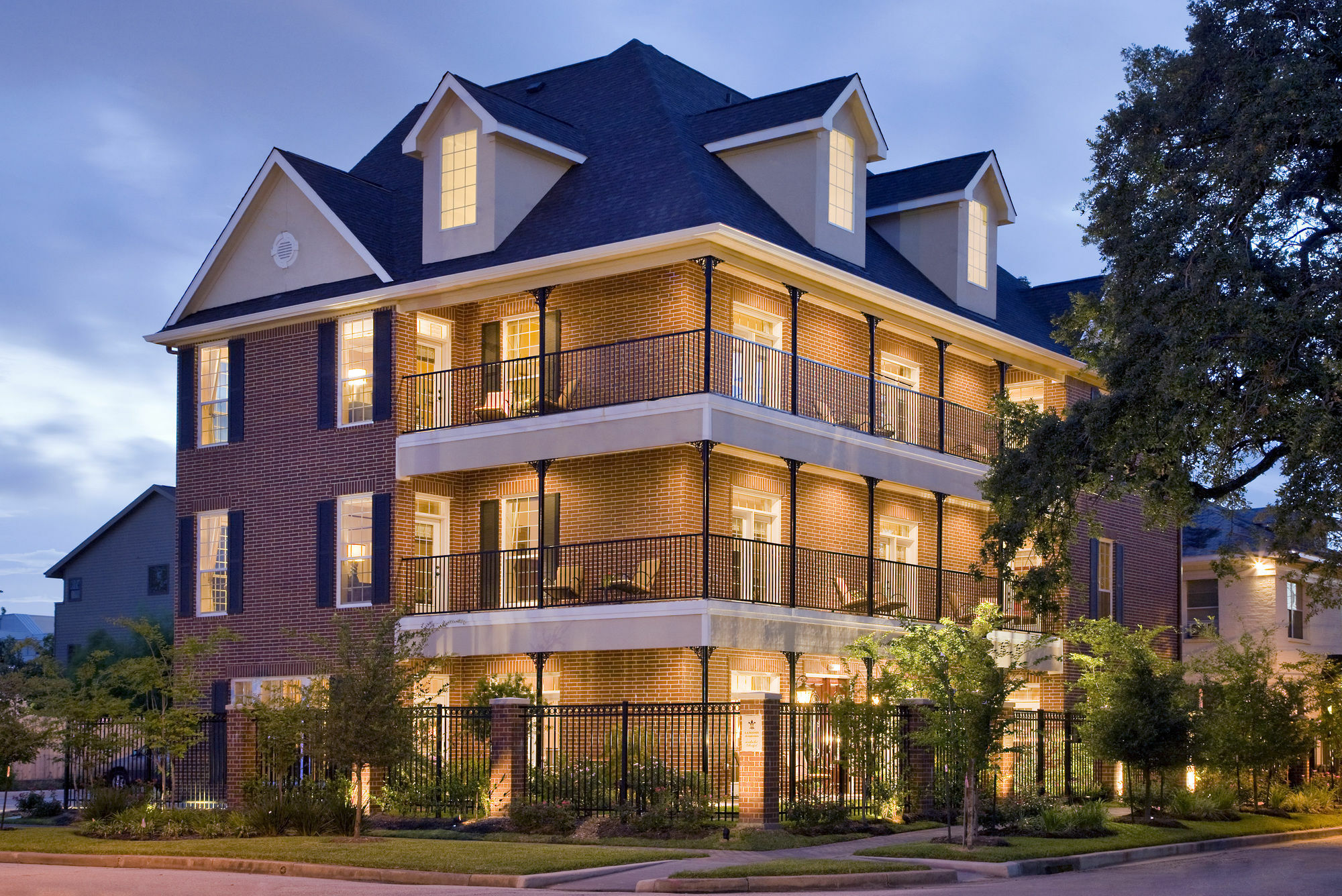 La Maison In Midtown An Urban B&B Houston Esterno foto